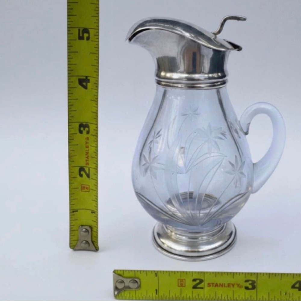 Antique 1900 Frank M. Whiting Sterling Silver & Etched Crystal Syrup Pitcher - Picture 9 of 10